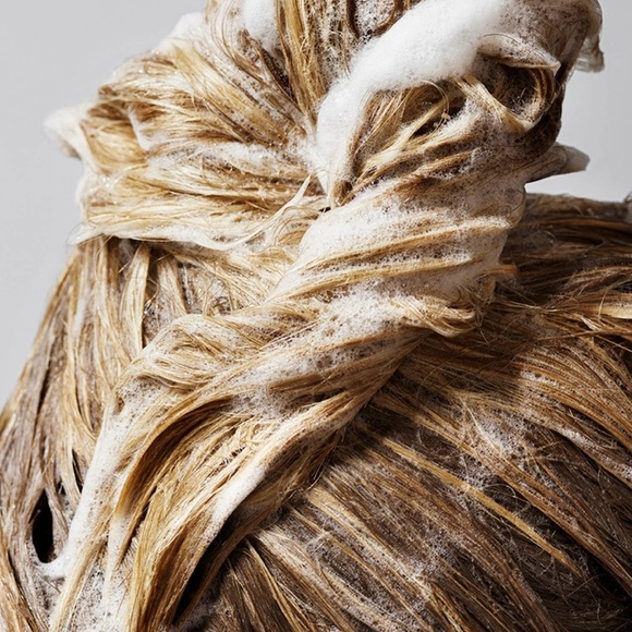 New Oribe Shampoo for Magnificent Volume Liter size (33.8 oz) - Picture 5 of 6